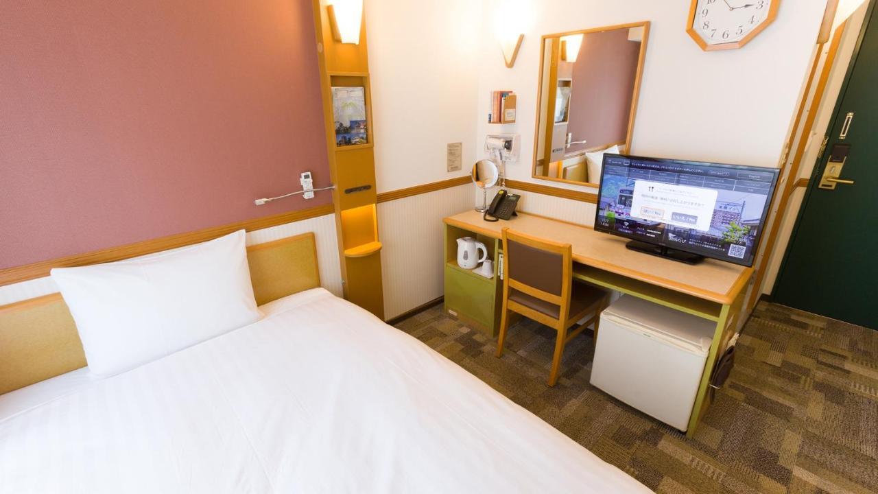 Toyoko Inn Hokkaido Tomakomai Ekimae Bagian luar foto